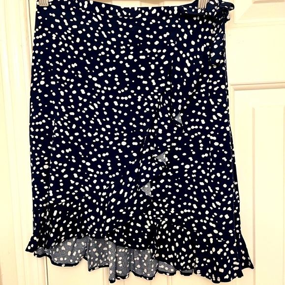 J Crew Mercantile mini ruffle hem polka dot skirt- navy blue - size XS - Picture 2 of 3